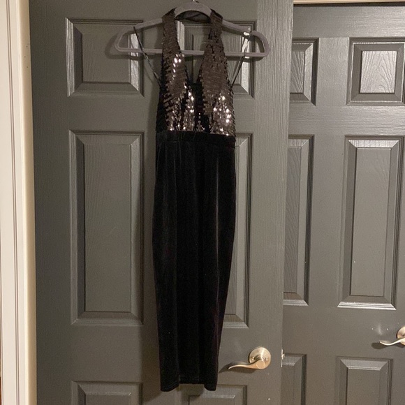Club L Sequin Halterneck Dress with Velvet Skirt - Black / UK 4 - Picture 3 of 3